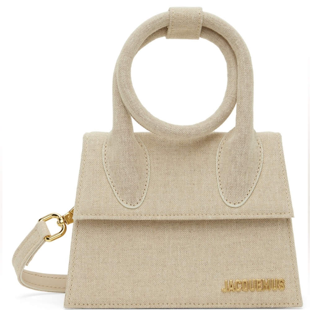 JACQUEMUS
Beige Les Classiques 'Le
Chiquito Noeud' Bag